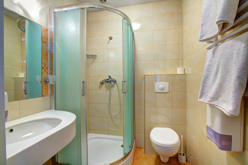 Hostel Evotel Зелонка Экстерьер фото