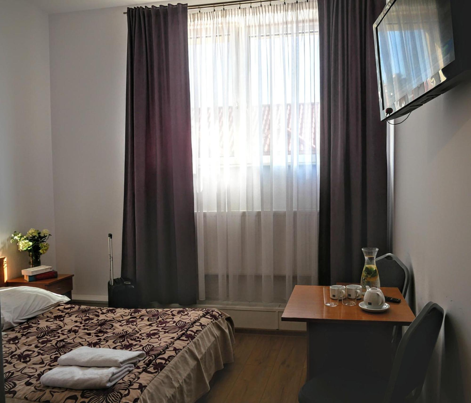 Hostel Evotel Зелонка Экстерьер фото