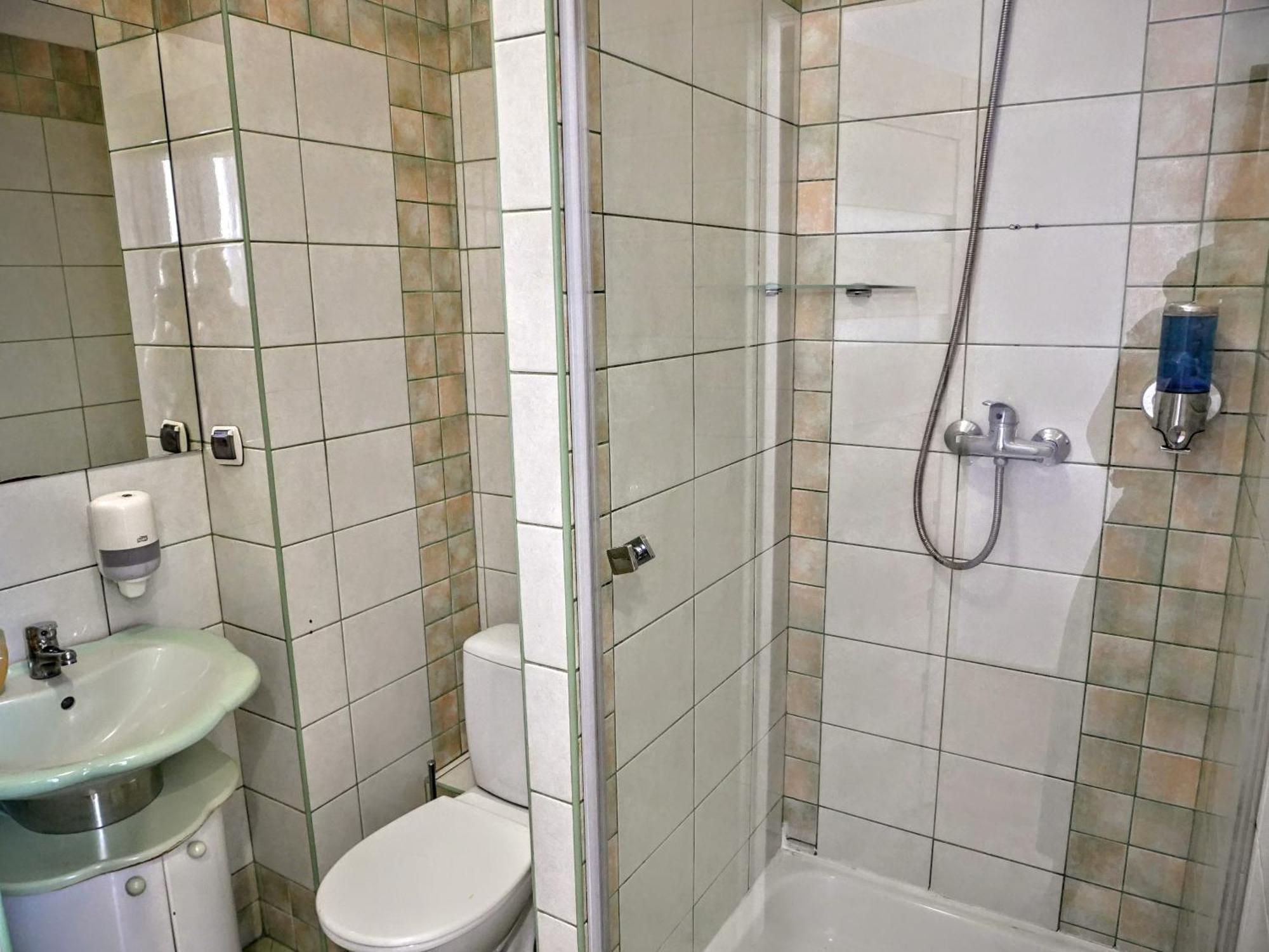 Hostel Evotel Зелонка Экстерьер фото